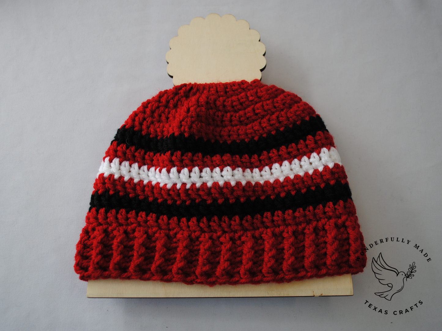 Grace Beanie - Red with Black