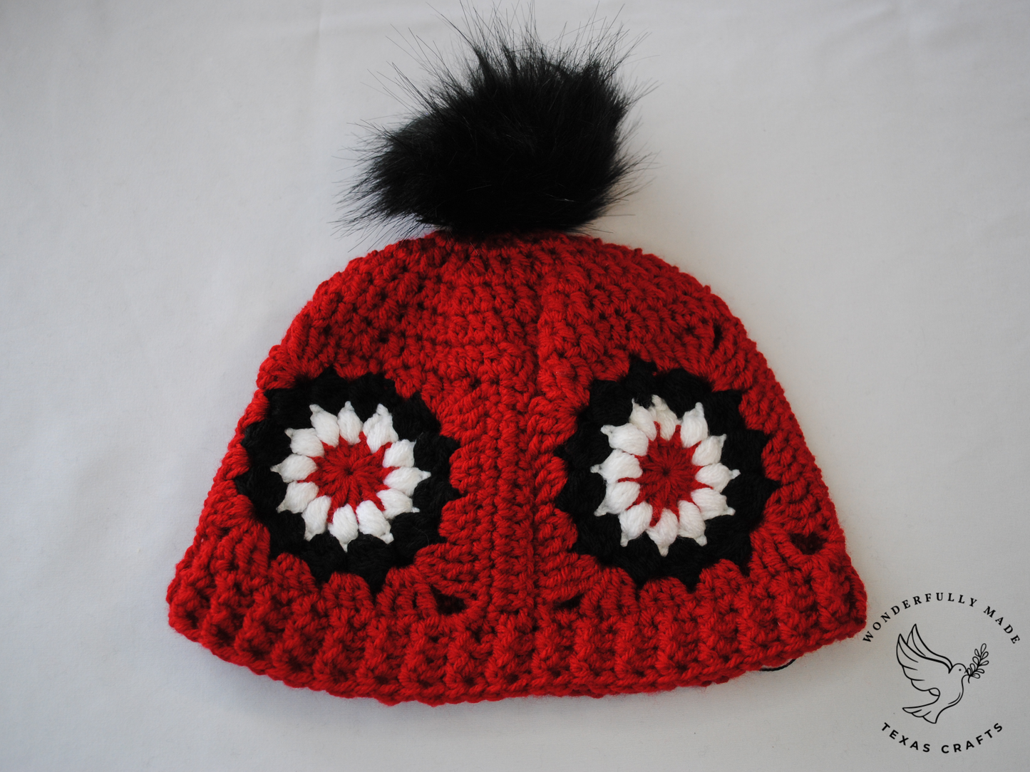 Starburst Beanie - Red with Black