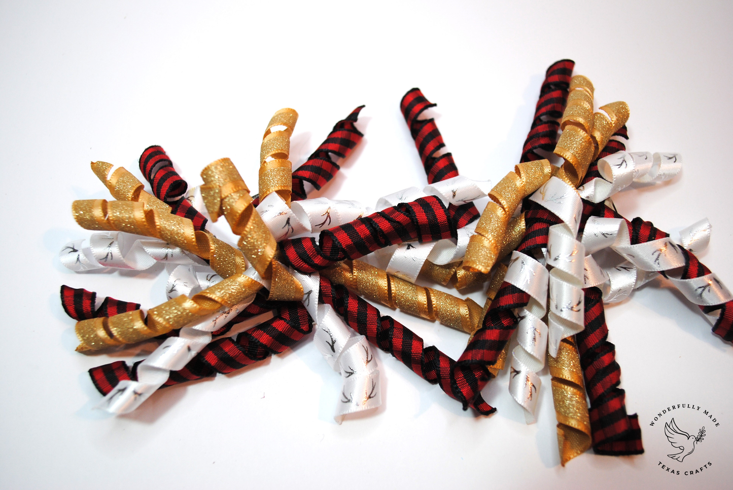 2 pcs - Gold, plaid and white with deer