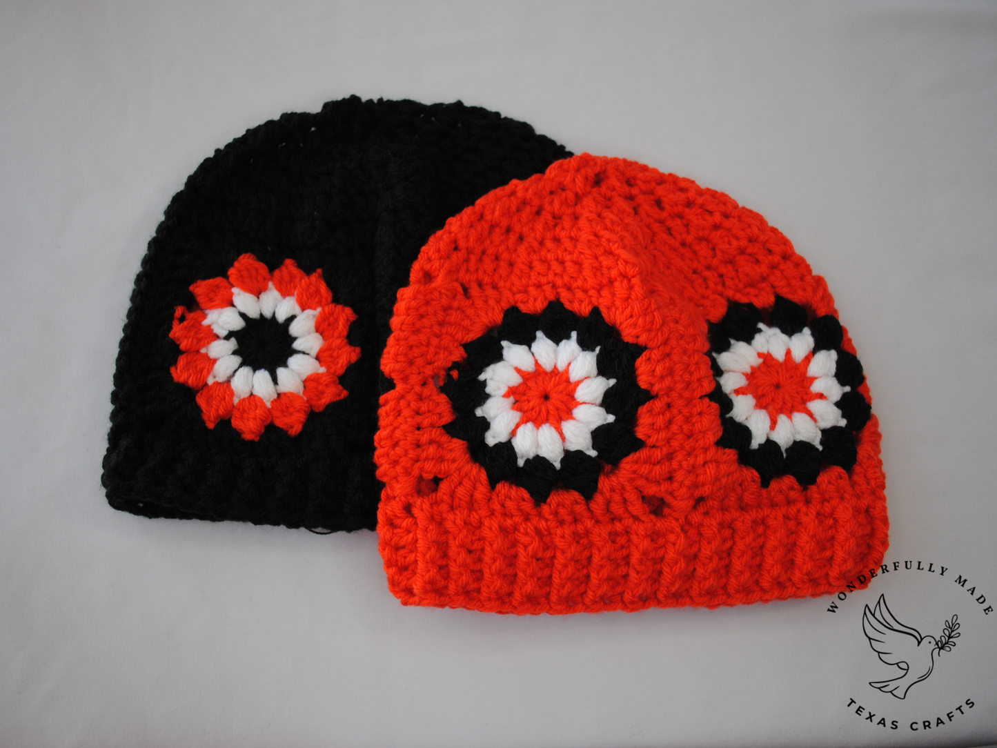 Starburst Beanie - Black with Orange