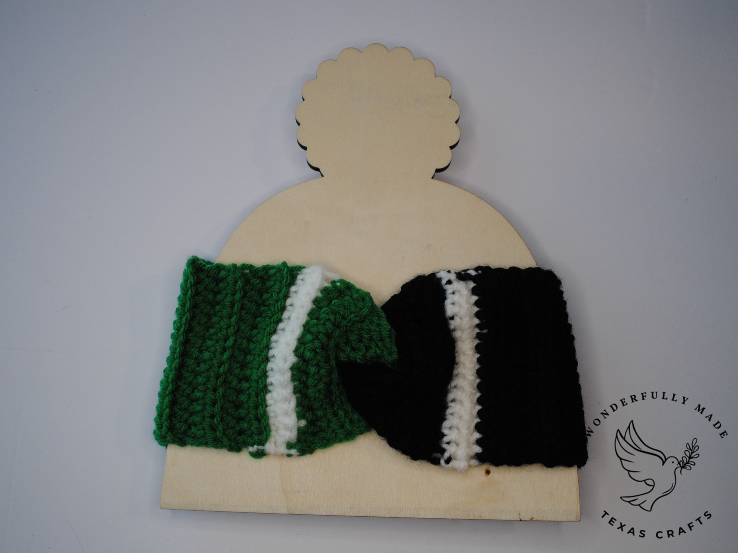 Twisted Ear Warmer -Green and Black