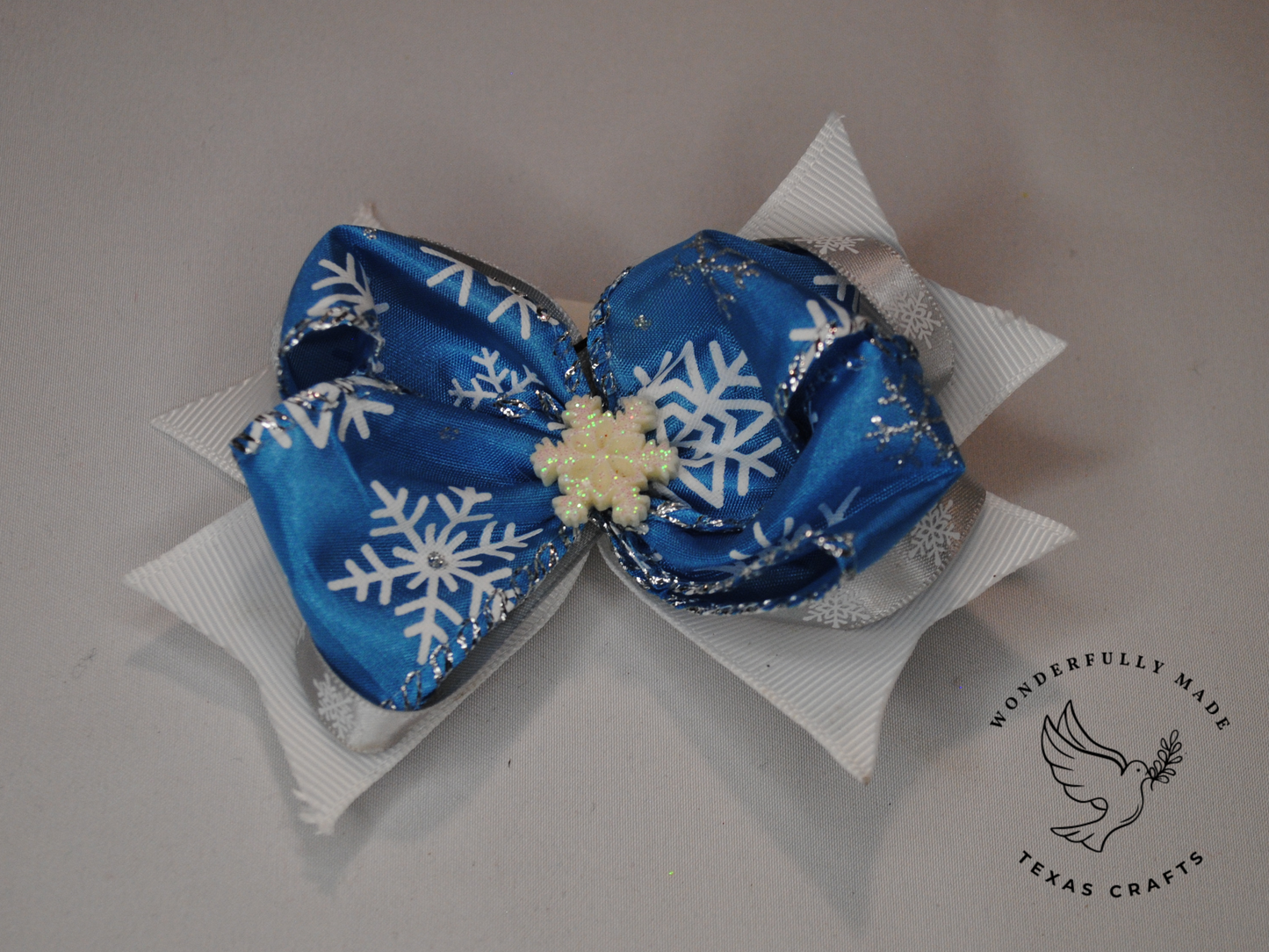 Snowflake mini bow
